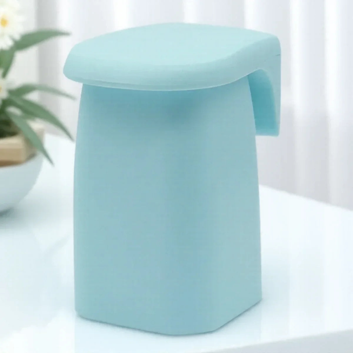 Creative Magnetic Mouthwash Cup Wall-Mounted Toothbrush Holder Bathroom Supplies Household Organizer 1PC